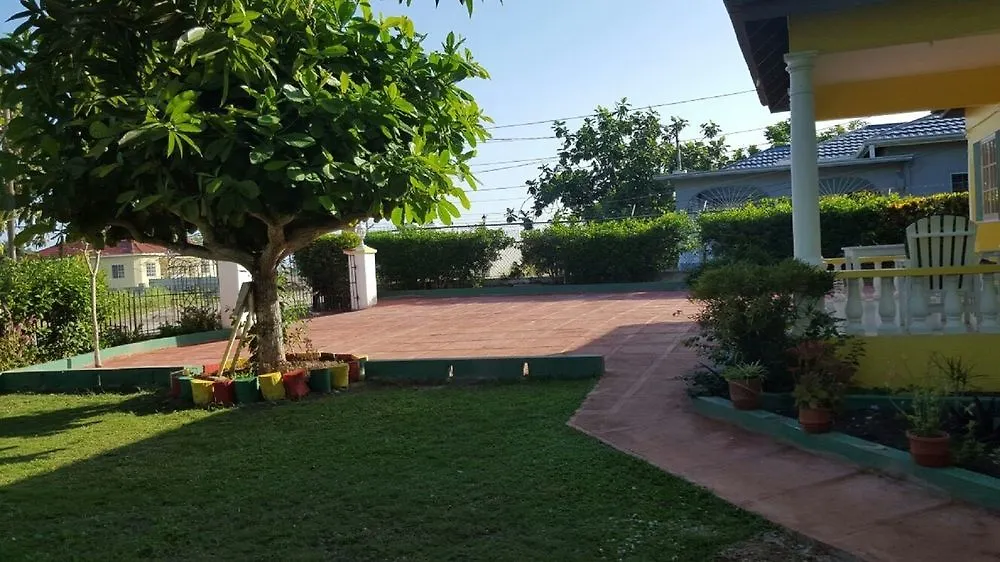 Ocho Rios Almond Tree Villas 0*, Ocho Rios